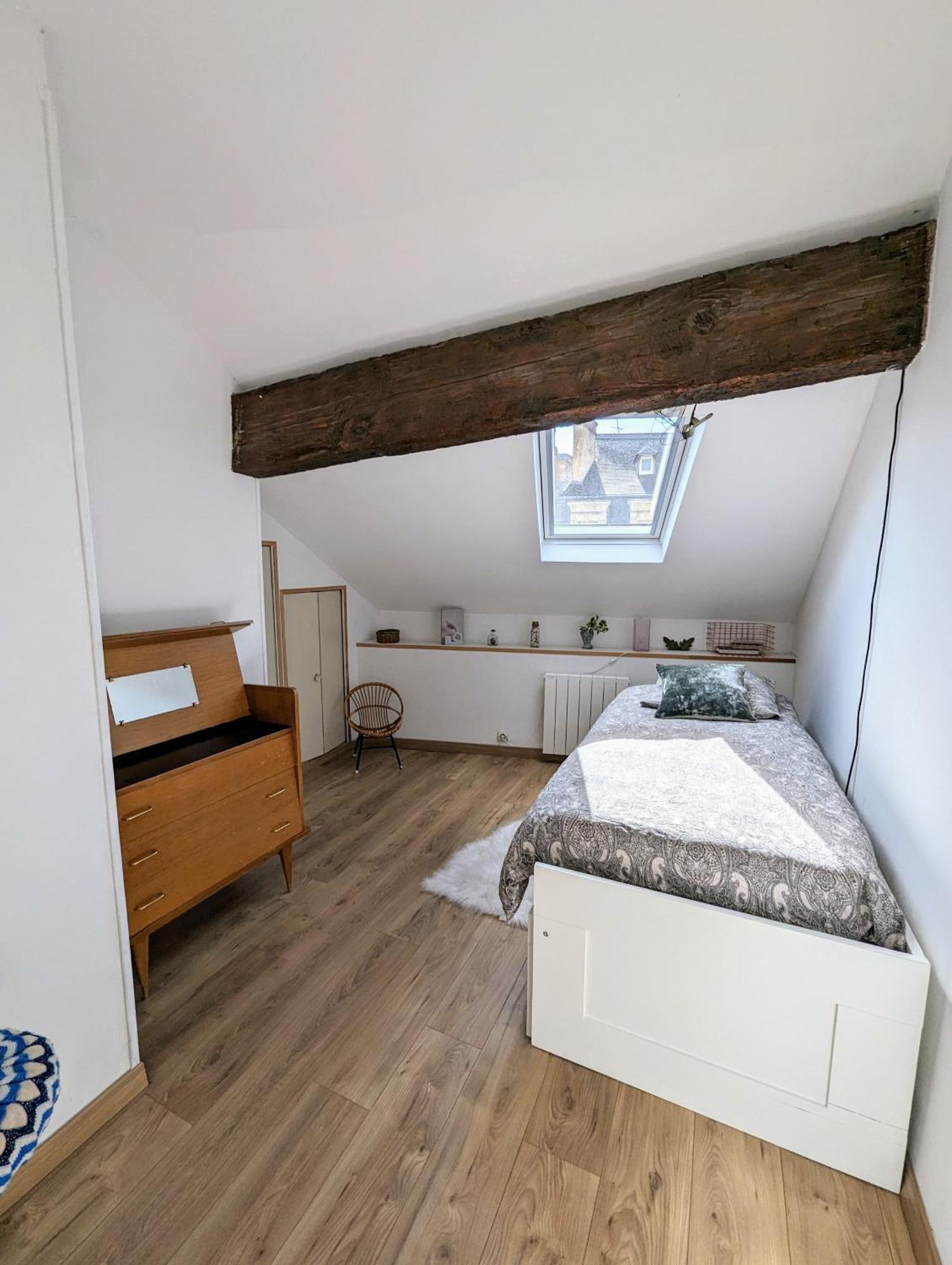 Lumineux Appartement Sous Les Toits A Pey Berland Bordeaux Esterno foto